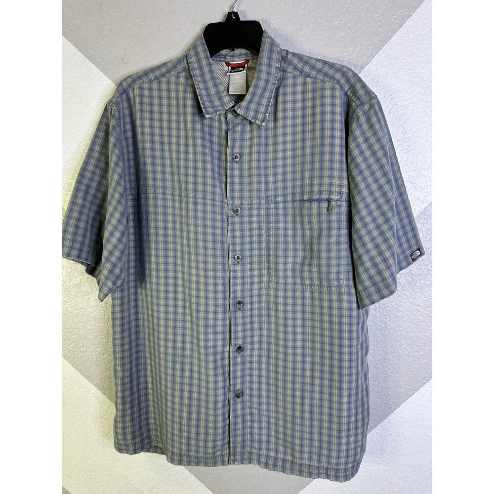 The North Face Mens Worn Plaid Striped Button Up Shirt Size Medium Zipper Pocket